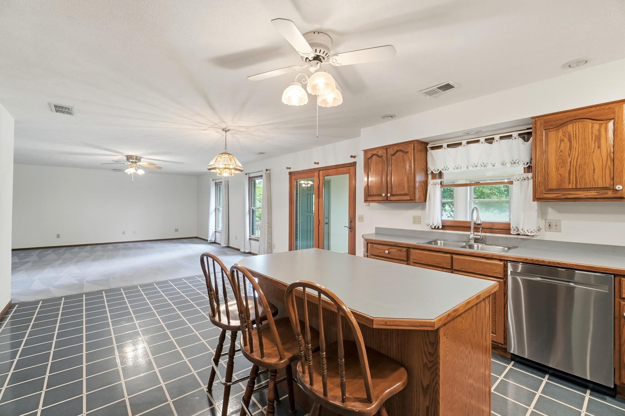 4045 Dialton Road Springfield, OH 45502 - Photo 20 of 60 018