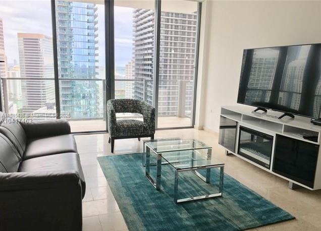 88 Southwest 7th Street, Unit 2603 Miami, FL 33130 - Photo 2 of 32