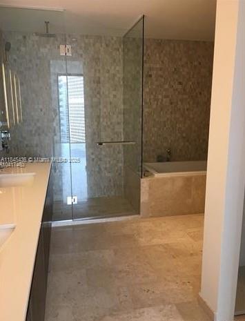 88 Southwest 7th Street, Unit 2603 Miami, FL 33130 - Photo 6 of 32