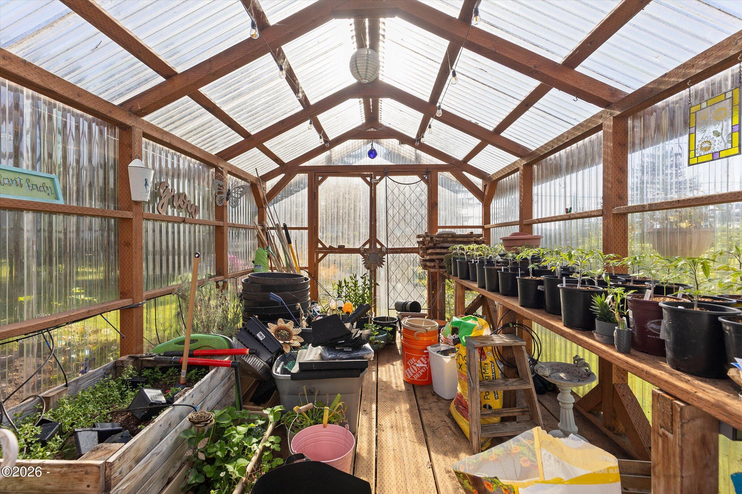 1318 Southeast Maple Street Toledo, OR 97391 - Photo 34 of 54 Inside greenhouse