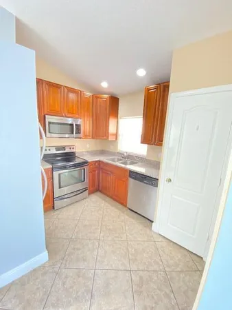 $1,850 | 4828 Cambridge Street, Lake Worth, FL 33463