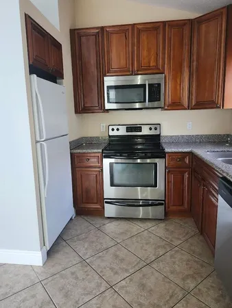 $1,850 | 4828 Cambridge Street, Lake Worth, FL 33463