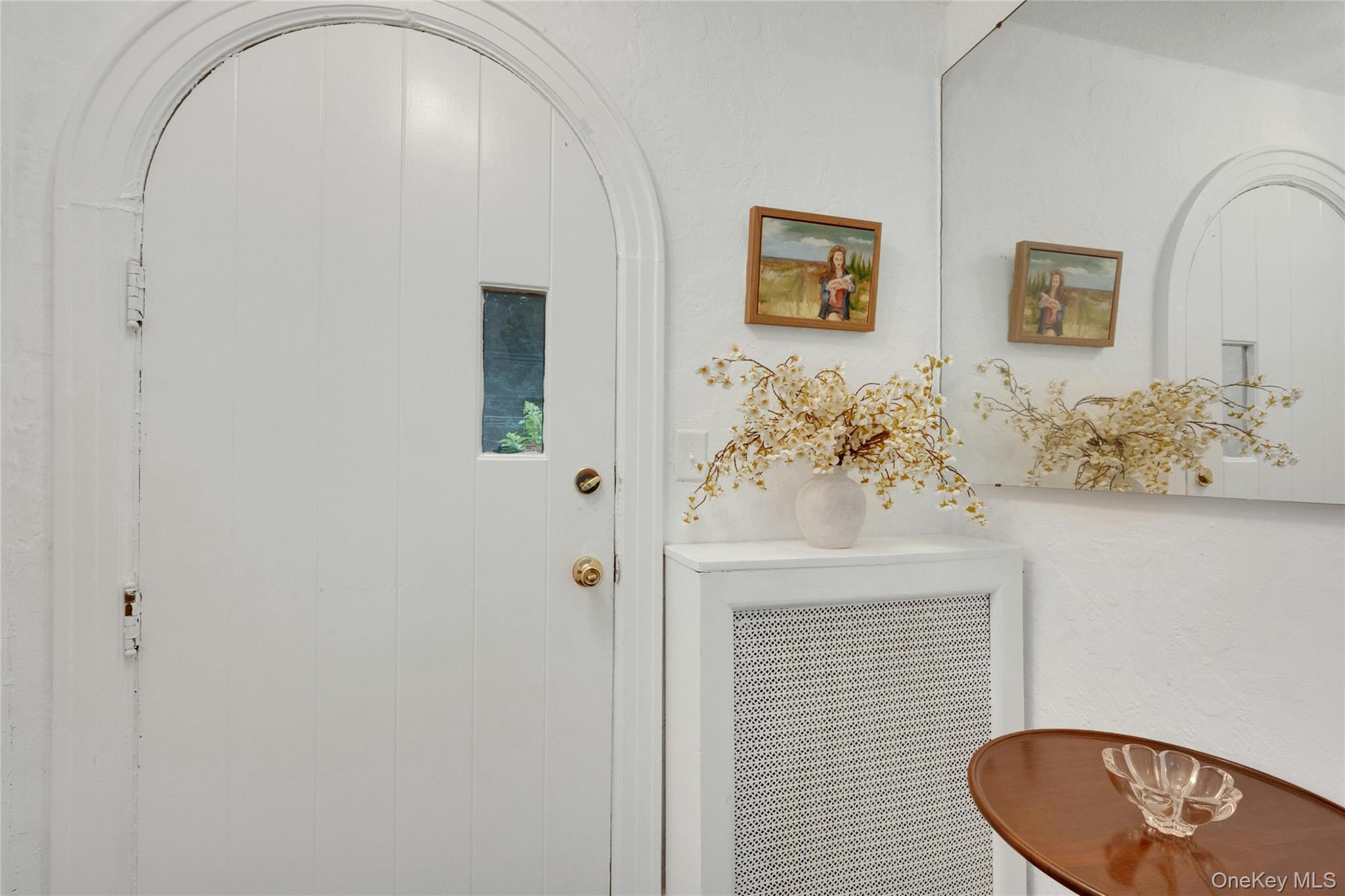 1179 Post Road Scarsdale, NY 10583 - Photo 3 of 24 Front entry to the house with larger coat closet.
