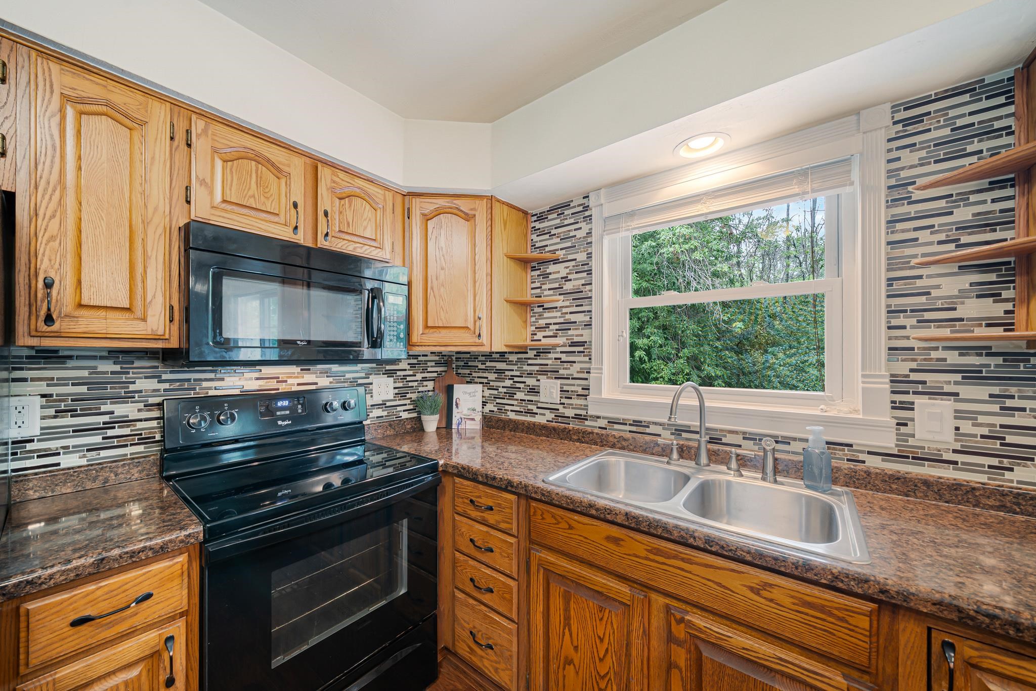 1205 Manitowoc Road Menasha, WI 54952 - Photo 11 of 37 Gallery Image 11