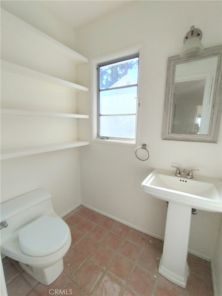 374 Grand Monrovia, CA 91016 - Photo 19 of 50 Gallery Image 19