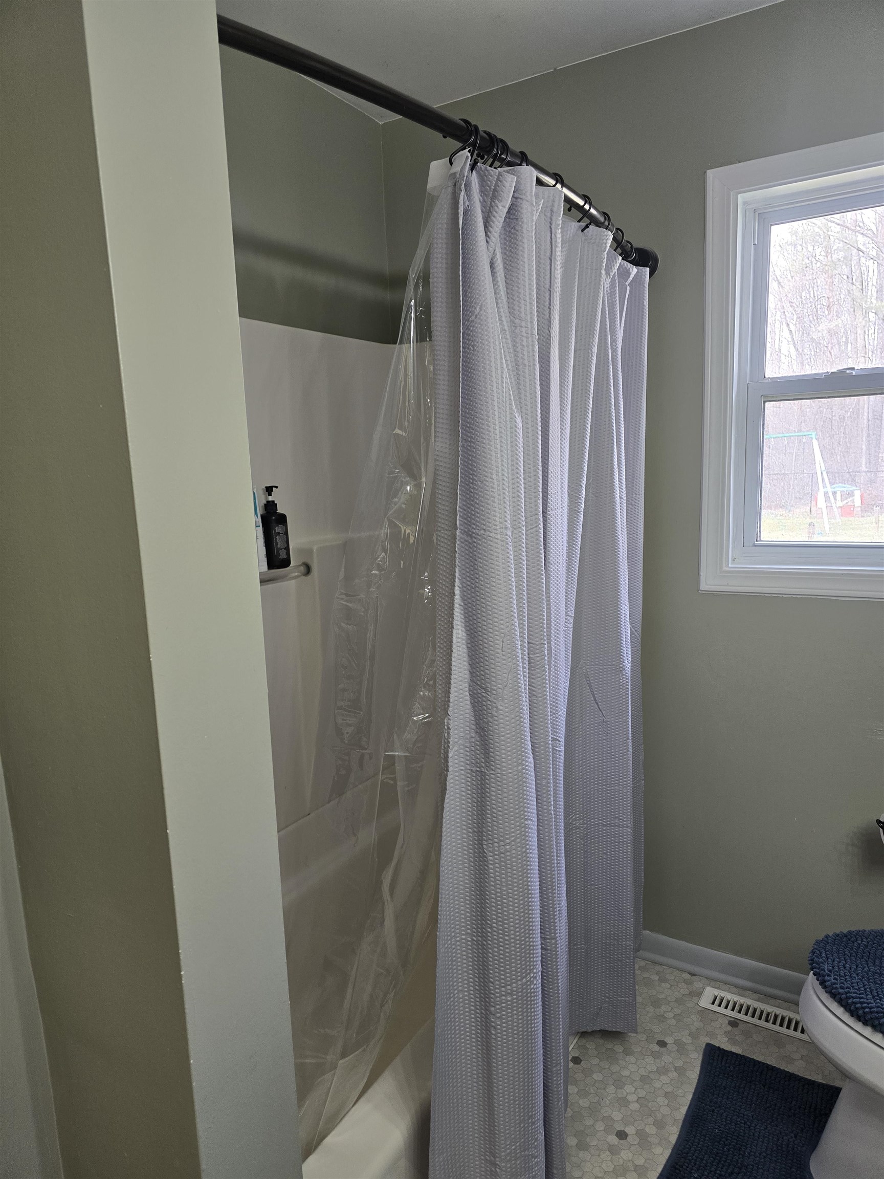 842 South Grey Road Midland, MI 48640 - Photo 9 of 23