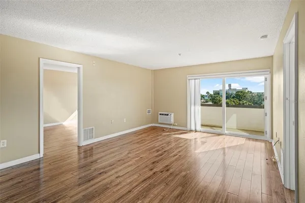 $2,399 | 406 South Cedar Avenue, Unit 408, Tampa, FL 33606