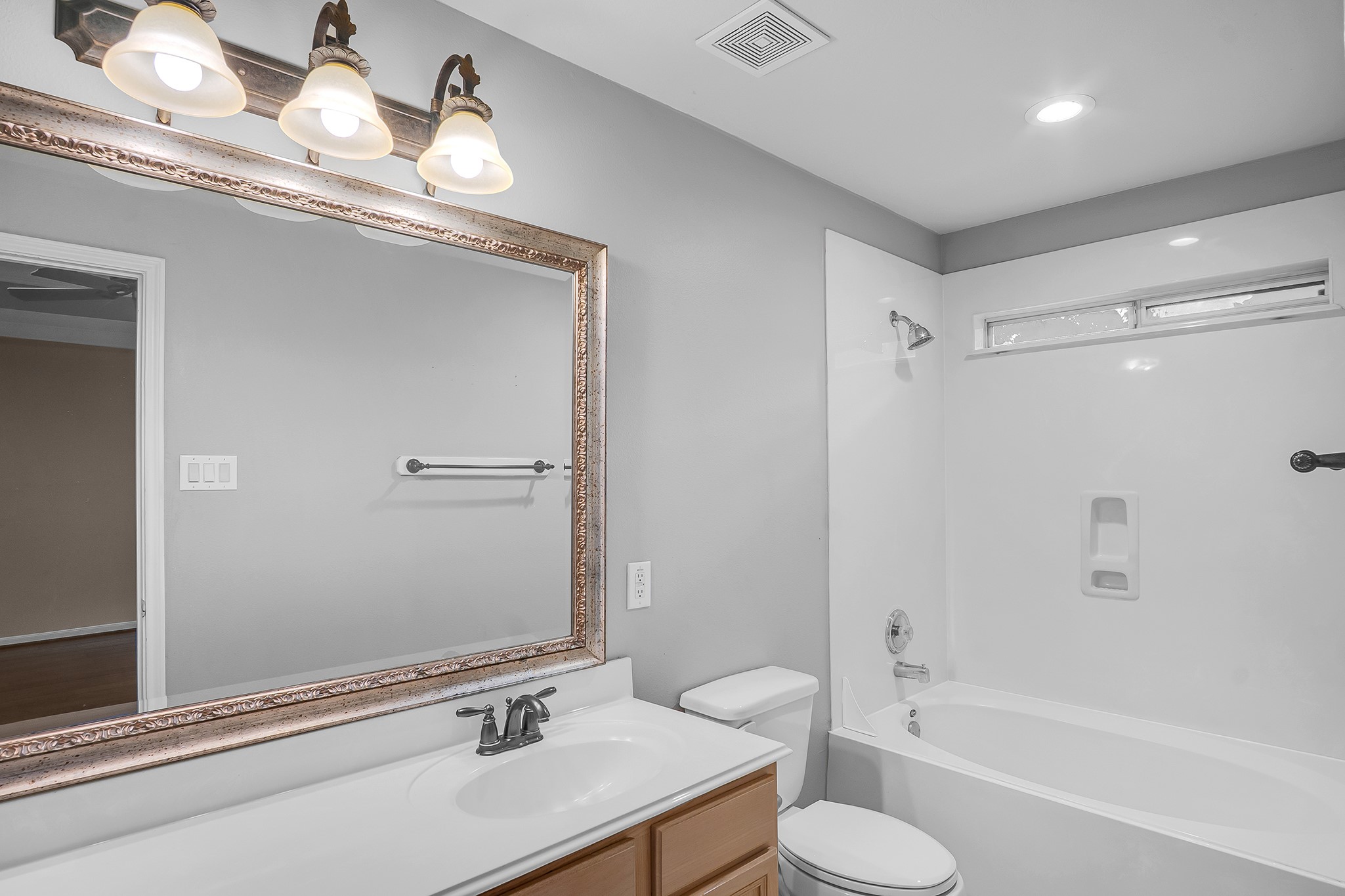 9022 Durham Manor Lane Houston, TX 77075 - Photo 15 of 25