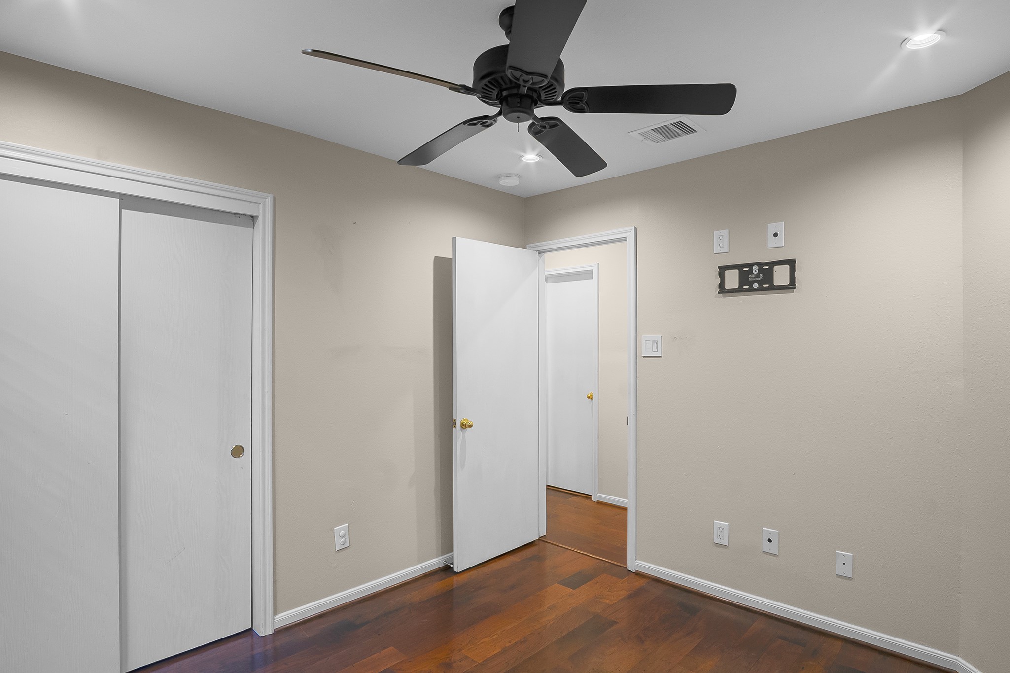 9022 Durham Manor Lane Houston, TX 77075 - Photo 19 of 25