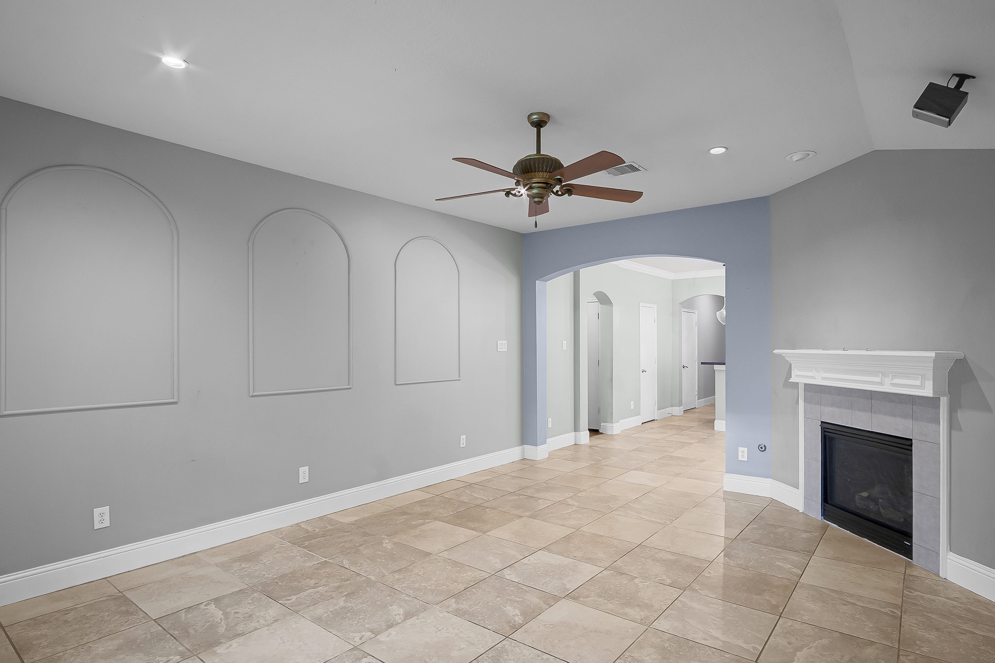 9022 Durham Manor Lane Houston, TX 77075 - Photo 9 of 25