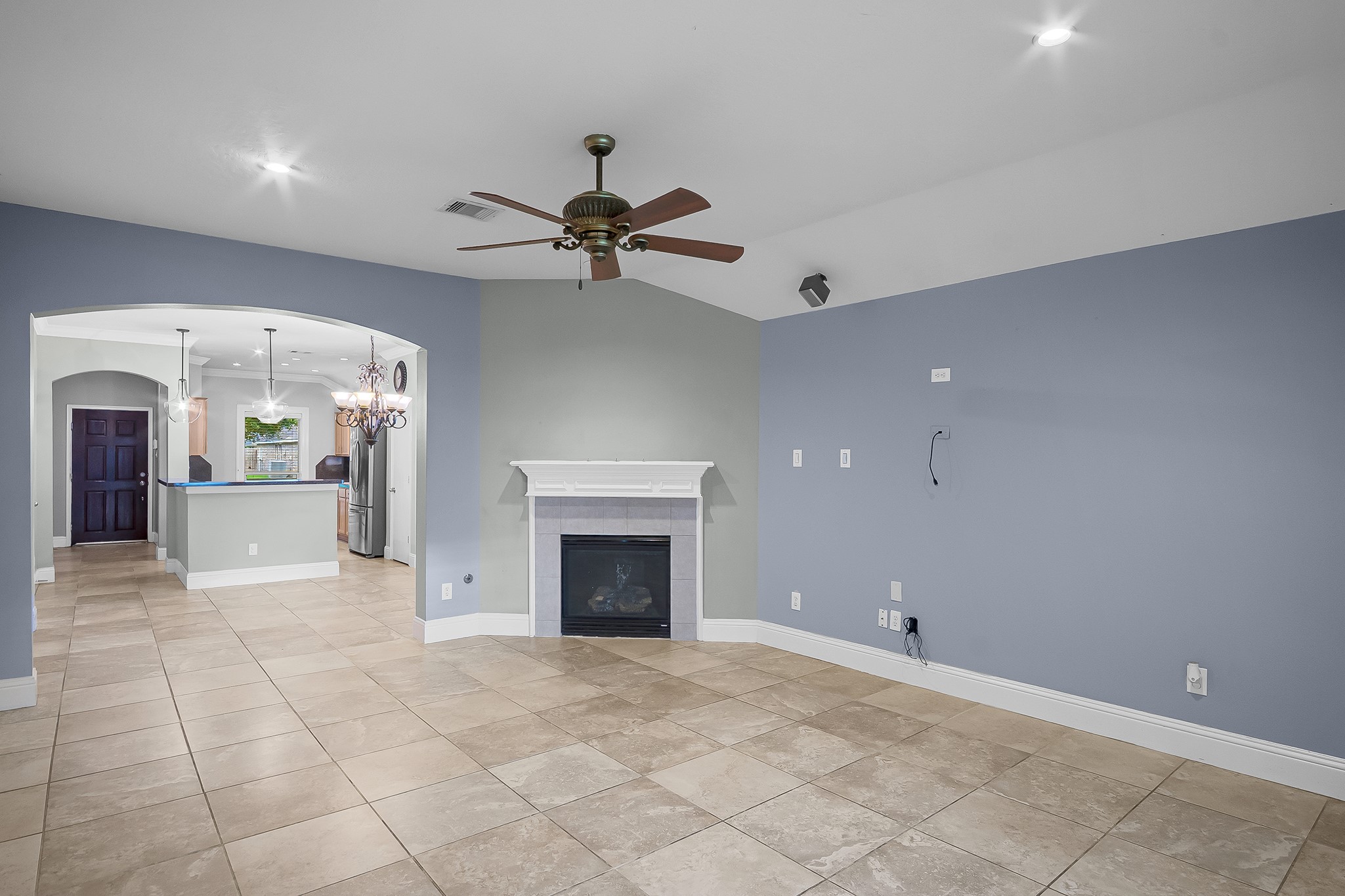 9022 Durham Manor Lane Houston, TX 77075 - Photo 10 of 25