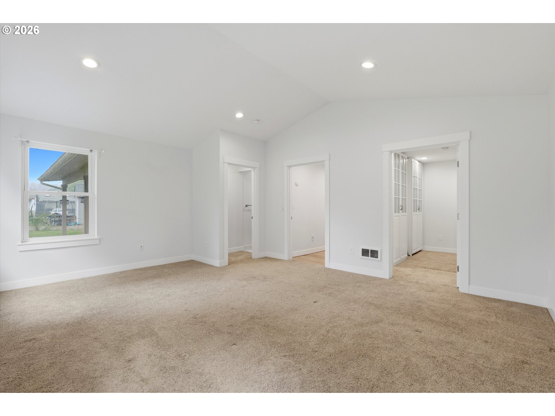 4621 Ohio Street Longview, WA 98632 - Photo 17 of 29 a view of an empty room with a window