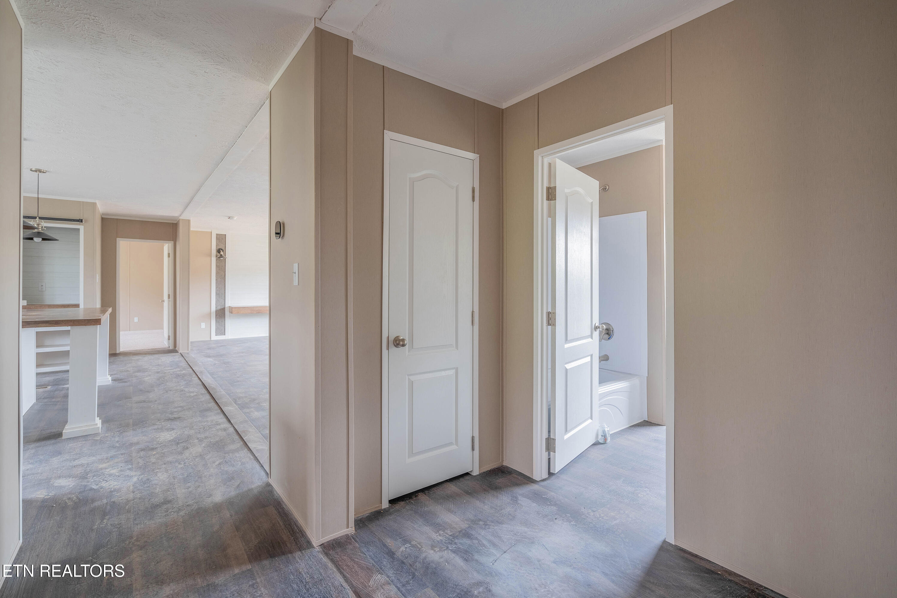 504 Clear Branch Road Loudon, TN 37774 - Photo 18 of 35 A7304307-HDR
