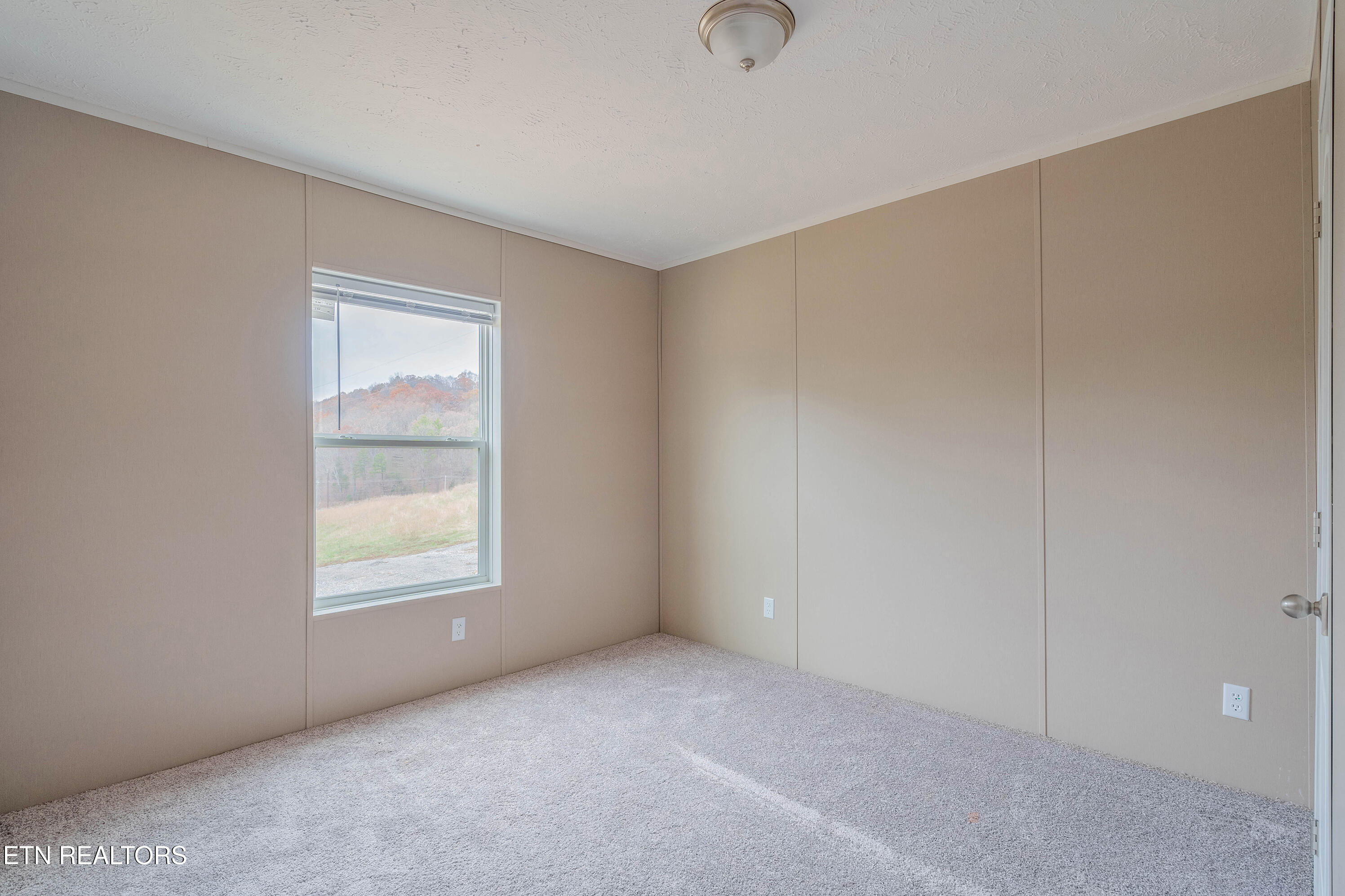 504 Clear Branch Road Loudon, TN 37774 - Photo 23 of 35 A7304301-HDR