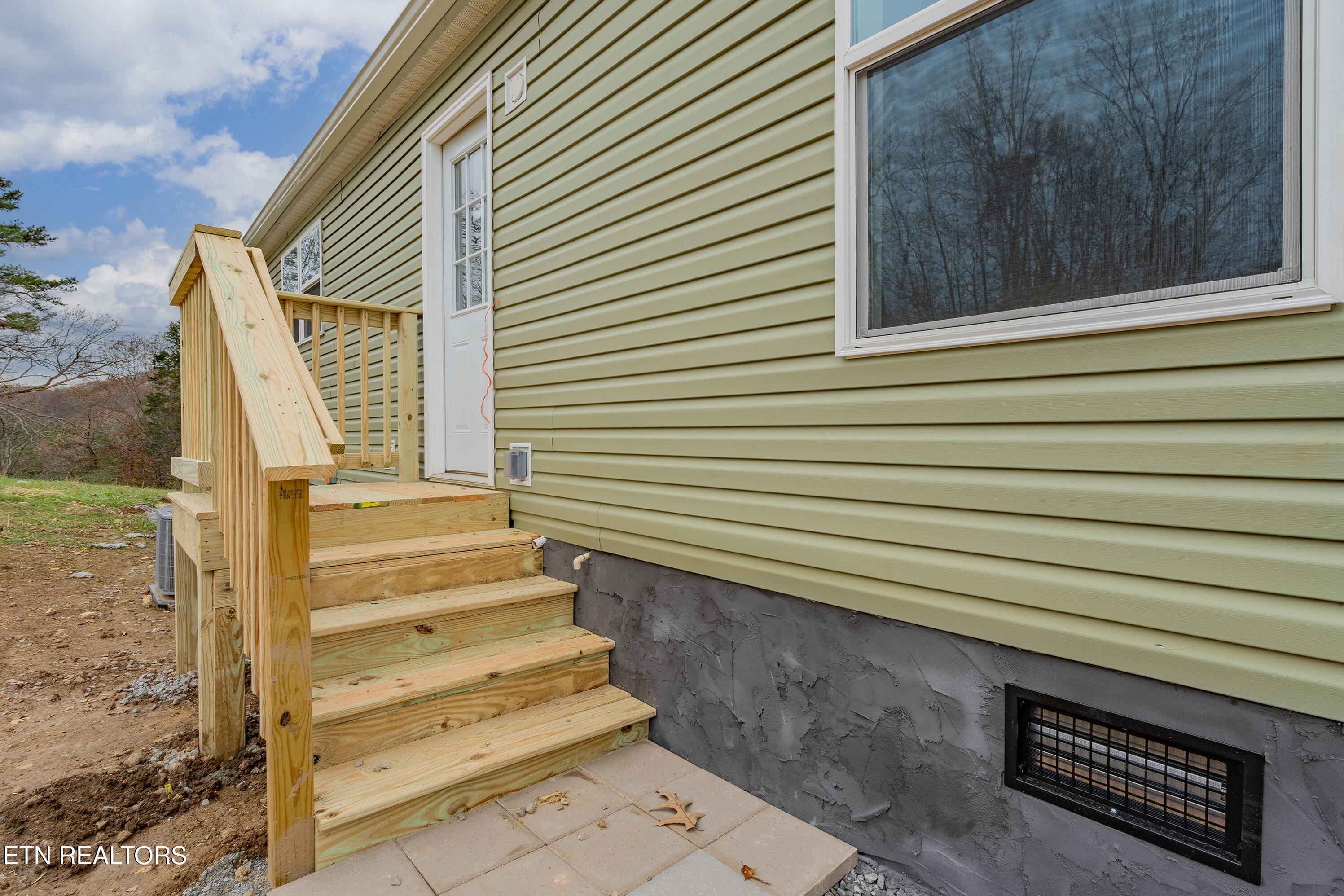 504 Clear Branch Road Loudon, TN 37774 - Photo 35 of 35 A7304349-HDR