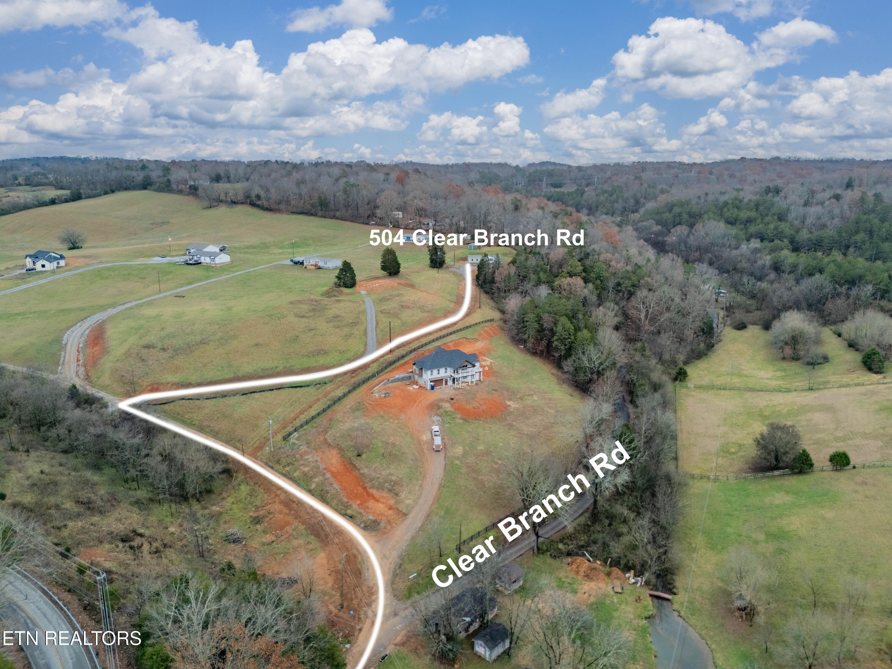 504 Clear Branch Road Loudon, TN 37774 - Photo 8 of 35 DJI_20241216174358_0031_D-HDR