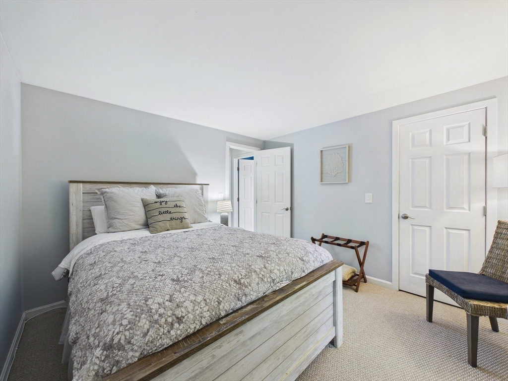 15 Heritage Road Acushnet, MA 02743 - Photo 23 of 42
