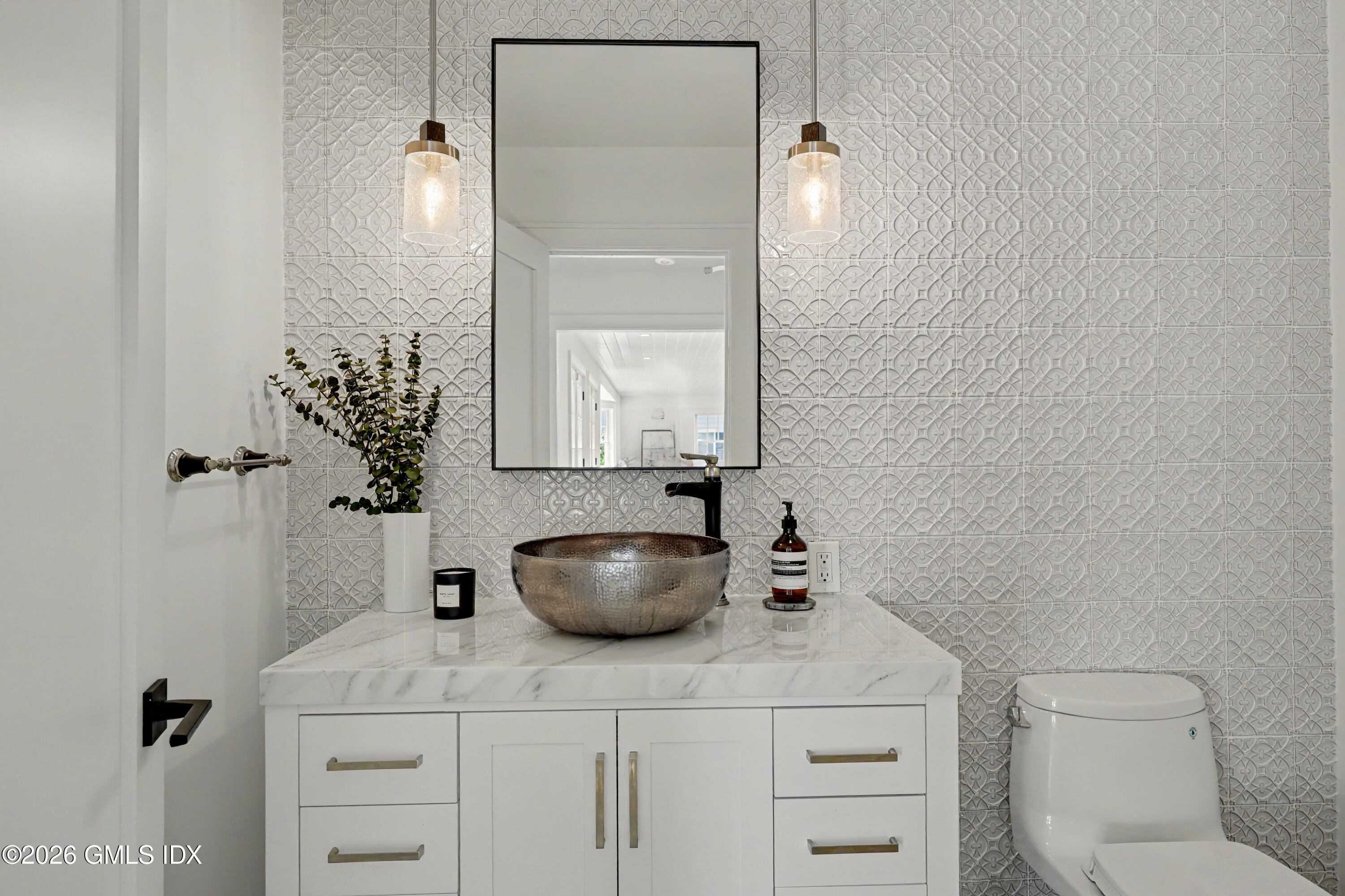 24 Rocky Point Road Old Greenwich, CT 06870 - Photo 15 of 39 First Floor Powder Room