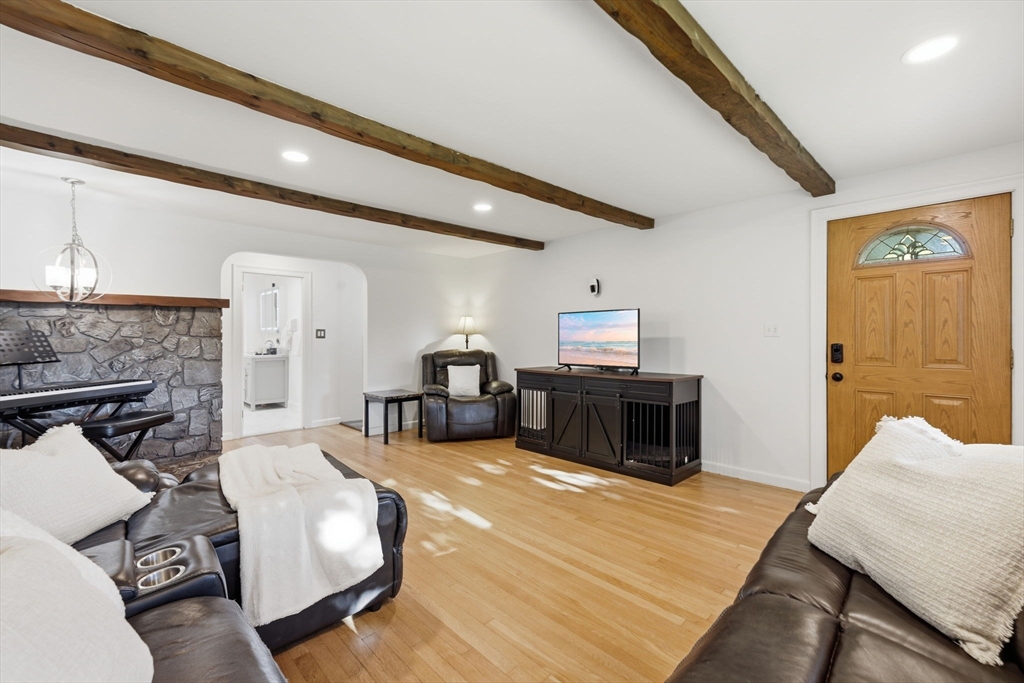 151 Greenwood Road Andover, MA 01810 - Photo 9 of 35 Gallery Image 9