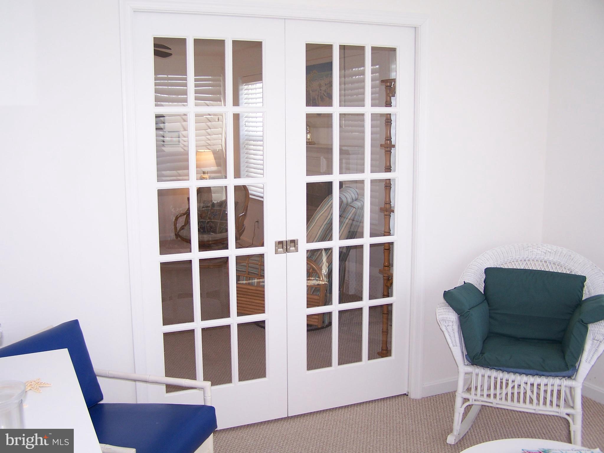193 Clamshell Road Ocean City, MD 21842 - Photo 16 of 54 Sunroom/Pocket Doors