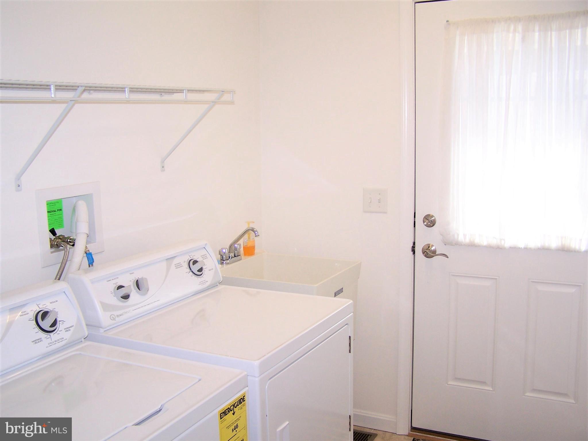 193 Clamshell Road Ocean City, MD 21842 - Photo 40 of 54 Laundry/Utility Room
