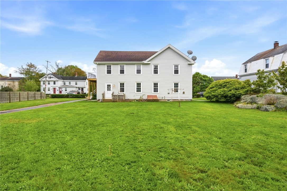 36 Ledward Avenue Westerly, RI 02891 - Photo 7 of 49
