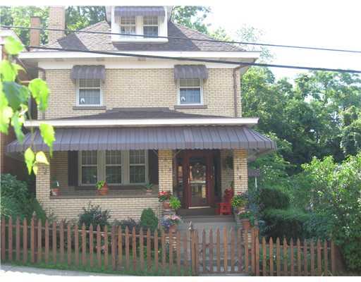 1141 Wayne Avenue McKees Rocks, PA 15136 - Photo 1 of 15 Exterior Front.