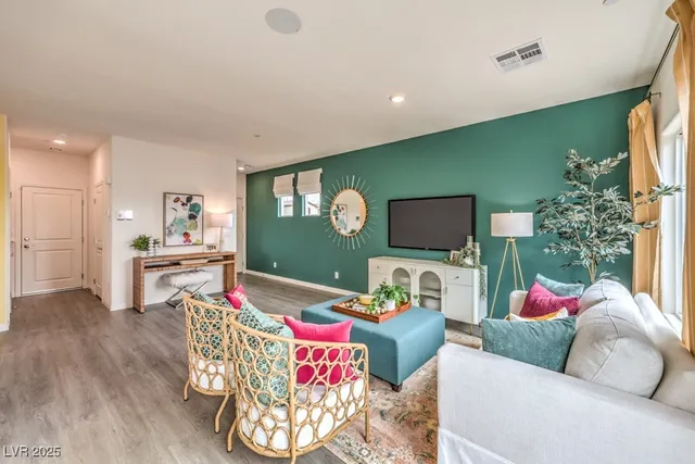 $464,990 | 544 Red Lovebird Avenue, Unit 1256, Henderson, NV 89011