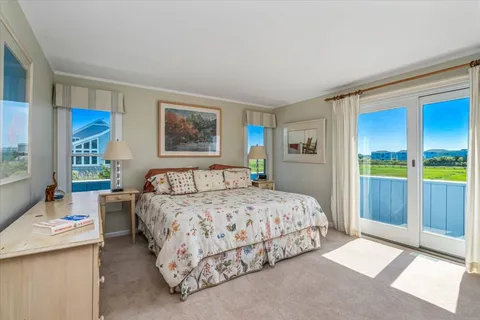 $3,849,000 | 556 Dune Road, Westhampton, NY 11978