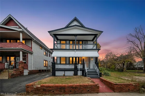 $1,500 | 12001 Oakview Avenue, Unit UP, Cleveland, OH 44108