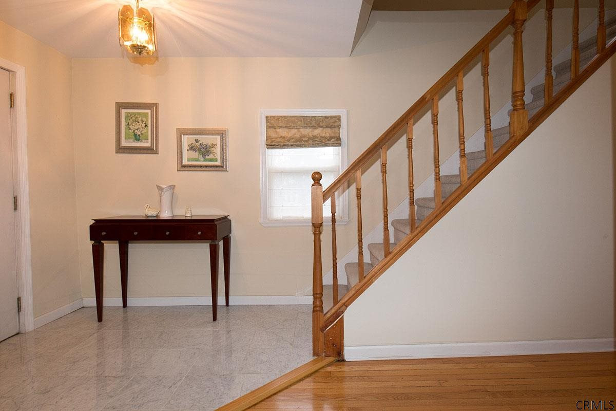 558 Albany Shaker Road Colonie, NY 12211 - Photo 3 of 25 Photo 3
