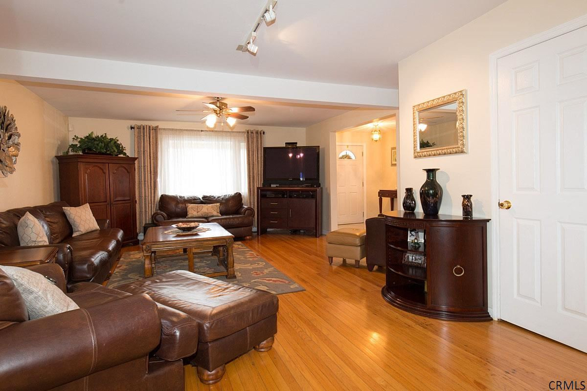 558 Albany Shaker Road Colonie, NY 12211 - Photo 5 of 25 Photo 5