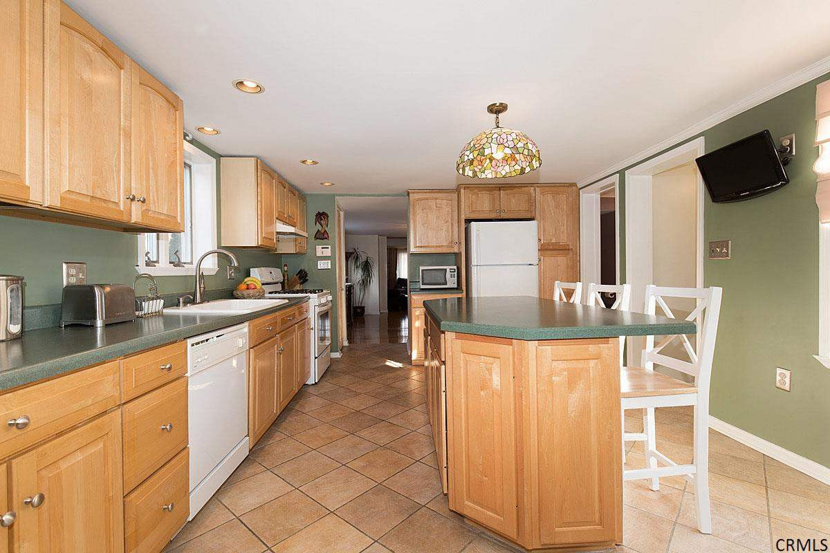558 Albany Shaker Road Colonie, NY 12211 - Photo 8 of 25 Photo 8