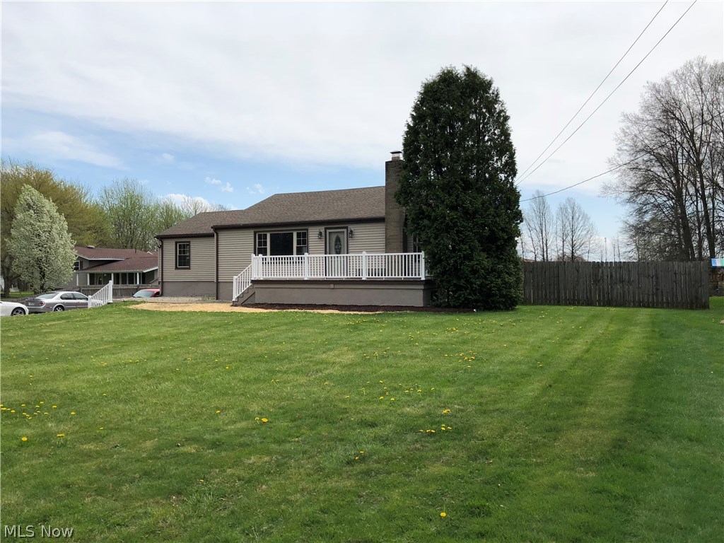 4491 Viall Road Youngstown, OH 44515 - Photo 2 of 21