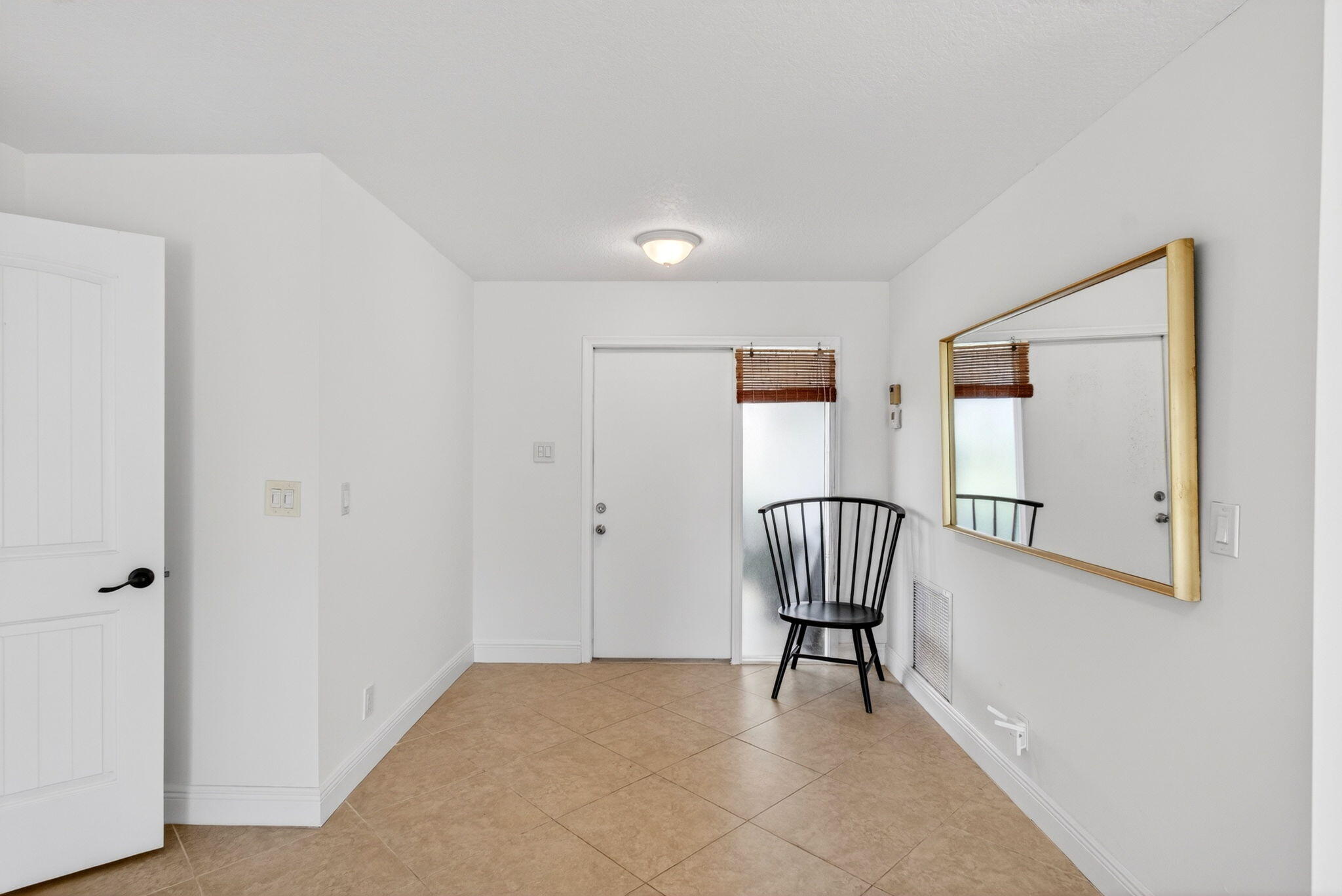 6038 Lasalle Road Delray Beach, FL 33484 - Photo 10 of 84 Main Entrance