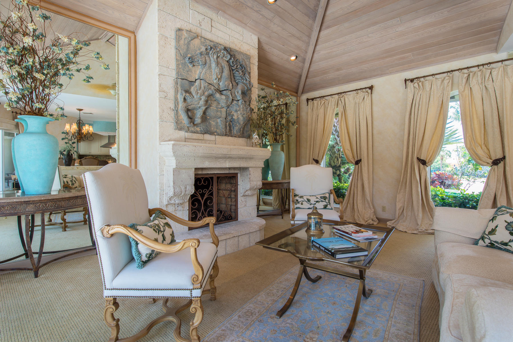 891 Northeast 78th Street Boca Raton, FL 33487 - Photo 23 of 35 Living Room