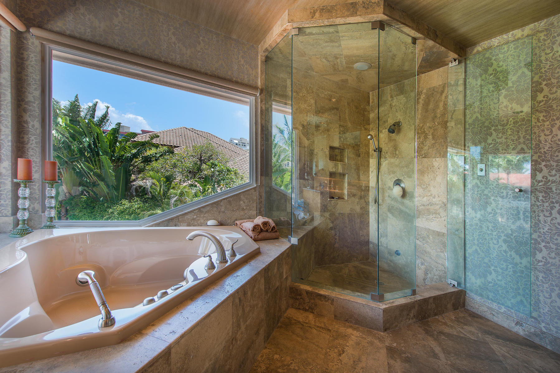 891 Northeast 78th Street Boca Raton, FL 33487 - Photo 28 of 35 Master Bath