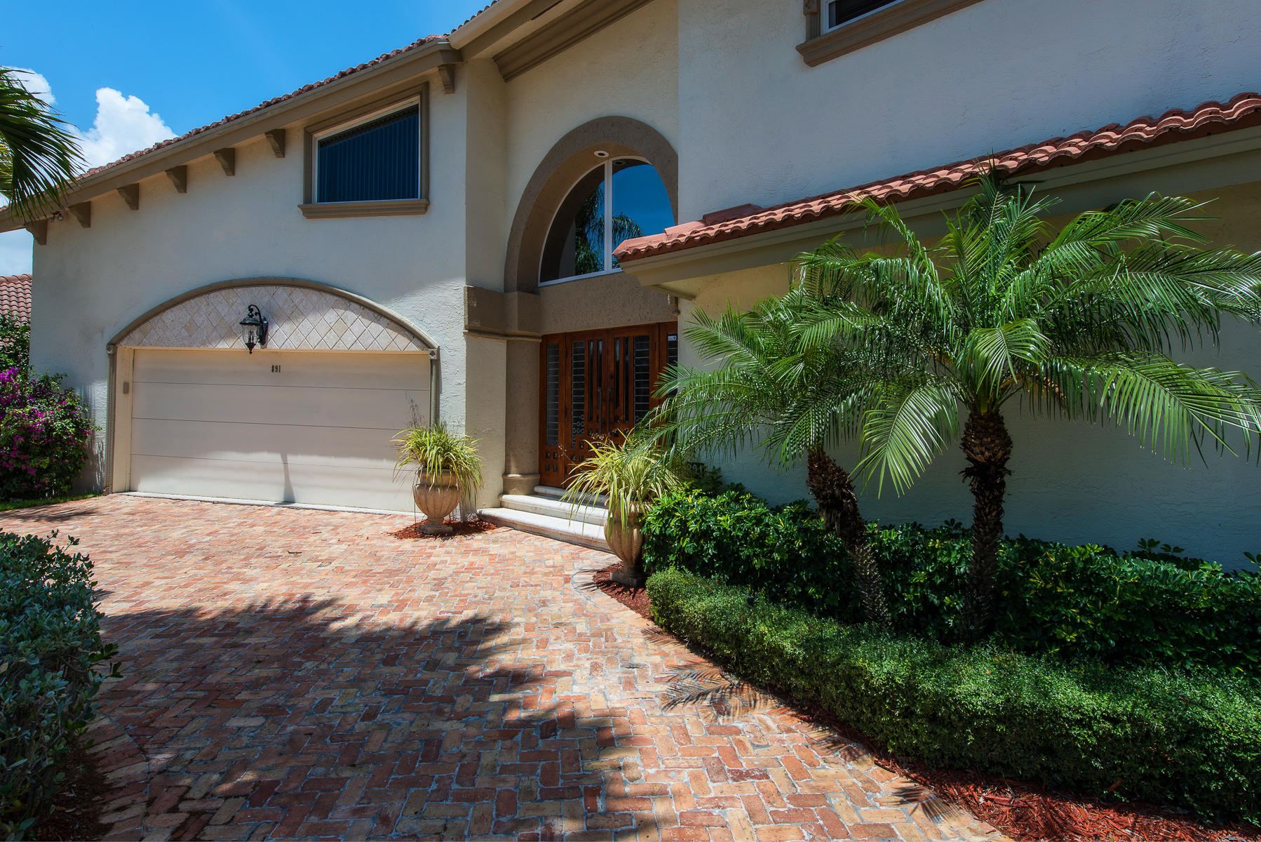 891 Northeast 78th Street Boca Raton, FL 33487 - Photo 8 of 35 Exterior Front