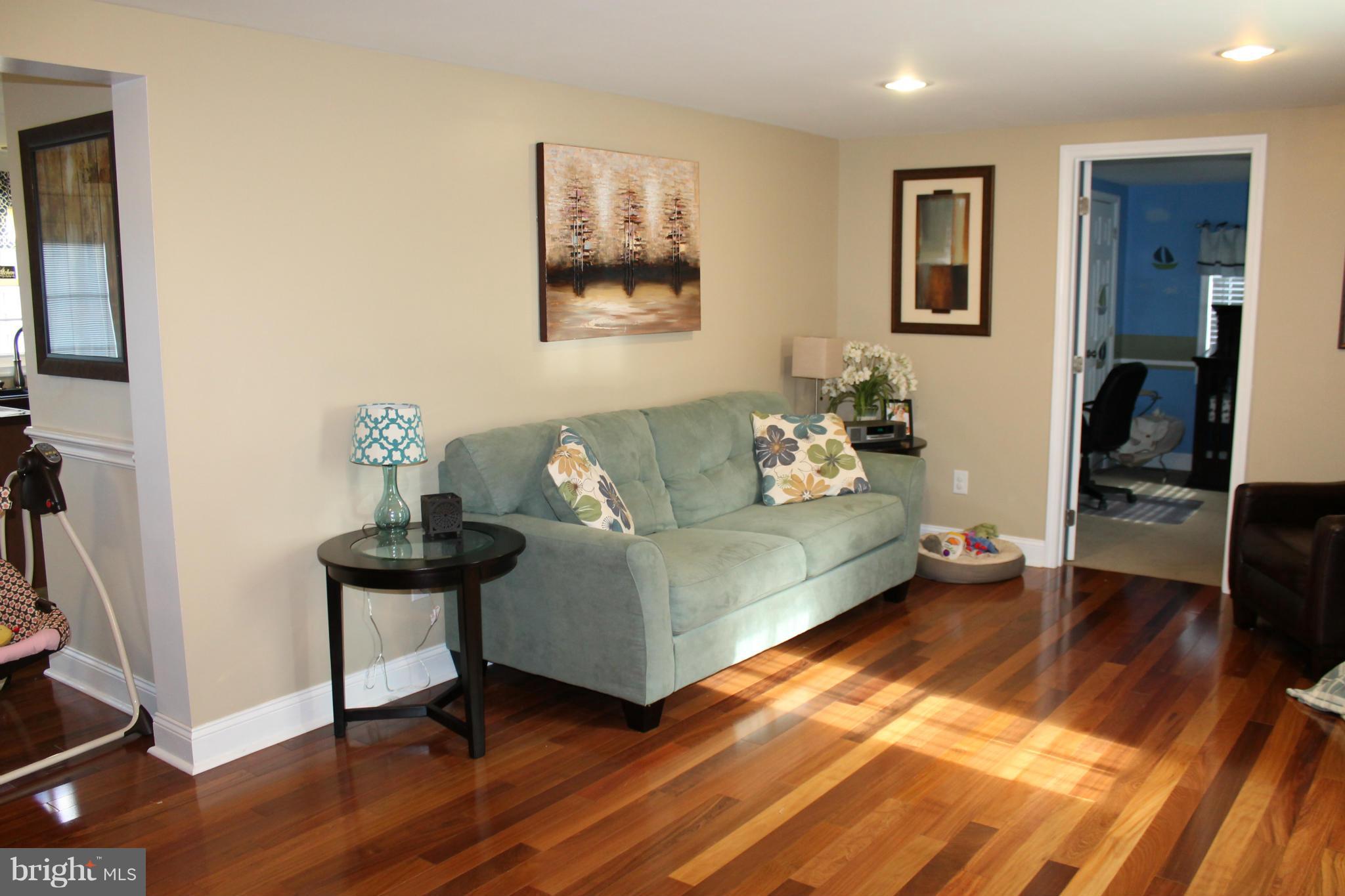 111 Circle Street Ranson, WV 25438 - Photo 3 of 29 Living Room