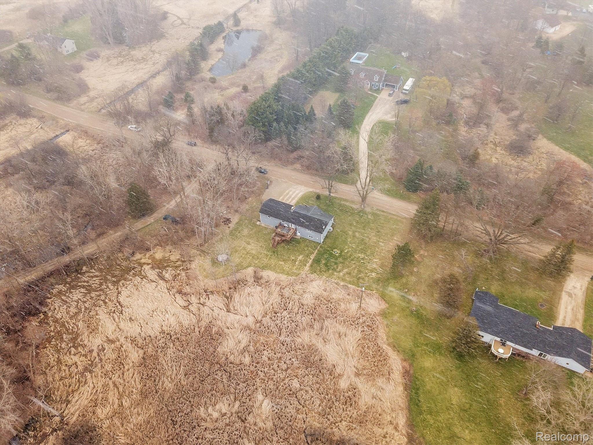 165 Harmon Road Howell, MI 48843 - Photo 36 of 39 Aerial View of Homes Location