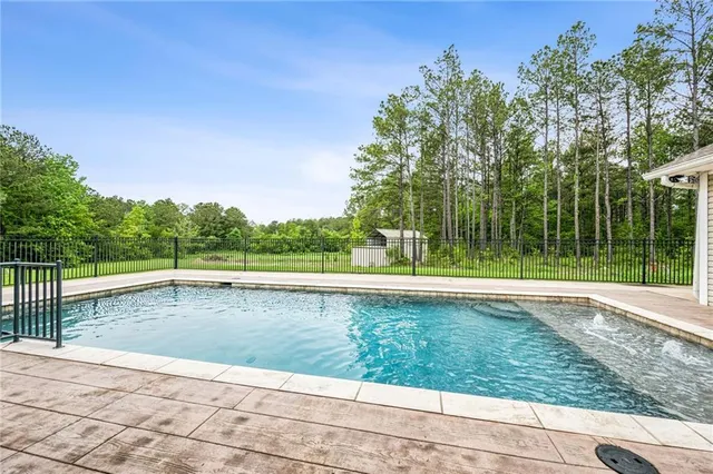 $700,000 | 20049 Fairhaven Road, Covington, LA 70435