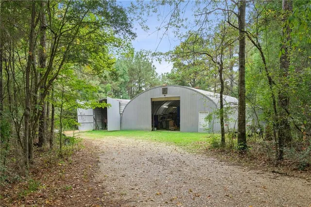 $700,000 | 20049 Fairhaven Road, Covington, LA 70435