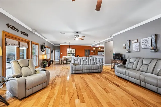 $700,000 | 20049 Fairhaven Road, Covington, LA 70435