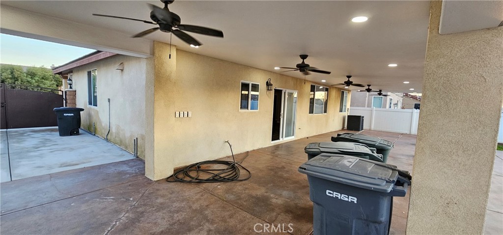 1684 Benton Way Perris, CA 92571 - Photo 16 of 21