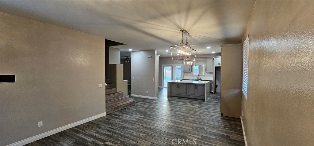 1684 Benton Way Perris, CA 92571 - Photo 5 of 21