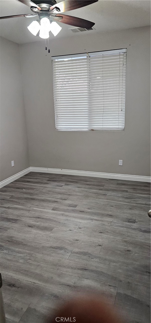 1684 Benton Way Perris, CA 92571 - Photo 9 of 21