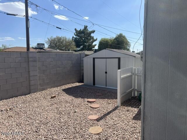 1031 West Romo Jones Street Tempe, AZ 85281 - Photo 12 of 13 IMG_1517