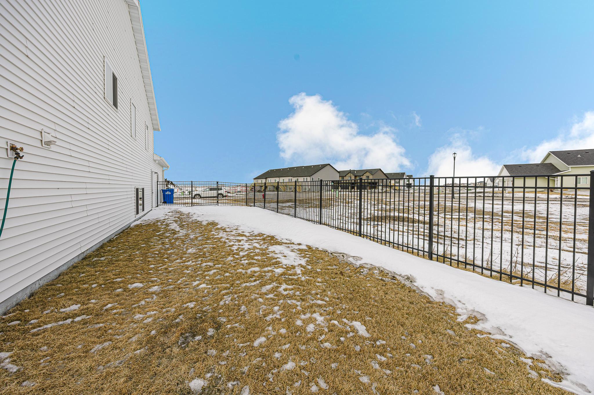 7316 30th Street South Fargo, ND 58104 - Photo 38 of 42