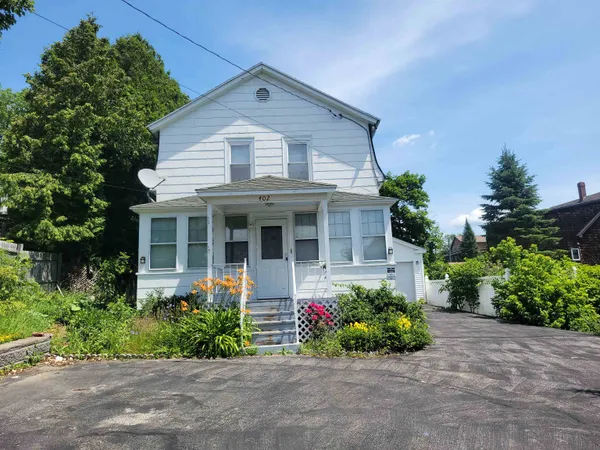 $136,000 | 402 Hillside Avenue, Berlin, NH 03570