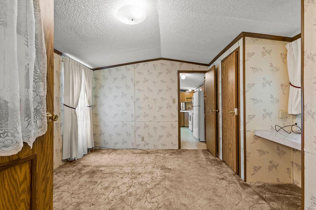 8764 National Road Southwest, Unit 118 Etna, OH 43062 - Photo 23 of 35 Primary Bath